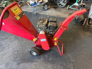 Biotrituradora con motor gasolina