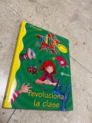 Kika Superbruja. Coleccion.