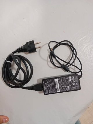 Cargador TPV Electronics ADPC2045 20V 2.25A