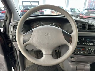 CHRYSLER Grand Voyager SE 2.4