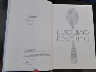 Libro di cucina " Il Cucchiaio d'argento "