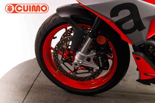 APRILIA TUONO 660