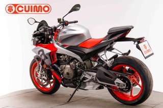 APRILIA TUONO 660