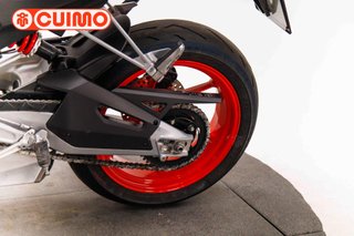 APRILIA TUONO 660
