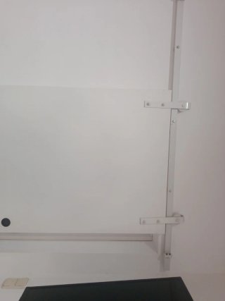 Puerta corredera con 3 paneles