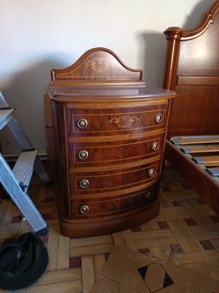 Cama individual de madera