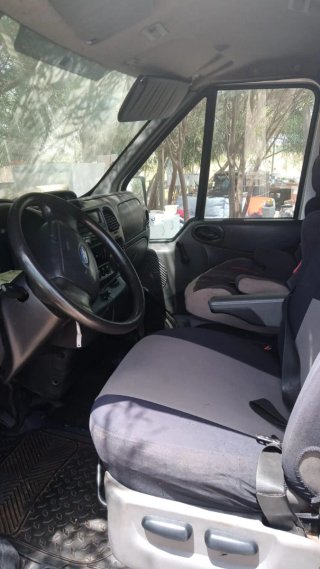 Ford Transit  Transit  2005