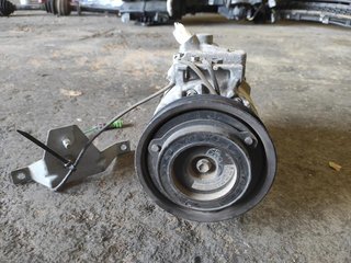 Compresor aire acondicionado 8D0260808 Volks y_119