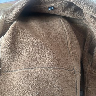 Chaqueta de piel forrada pesada