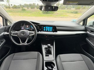Volkswagen Golf 2021