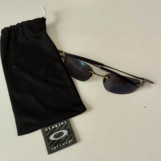 Occhiali da sole Oakley blu