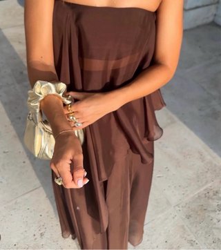 Conjunto invitada hecho a mano