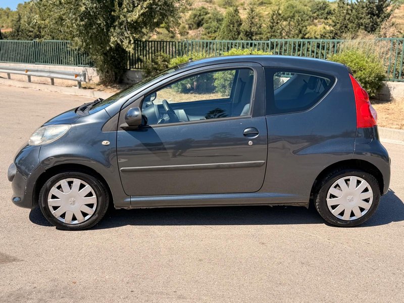 Peugeot 107 1.4 HDI Urban 3p / 5p 2006, foto 3