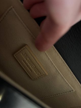 Bolso Jacquemus Le Carinu Piel Negro