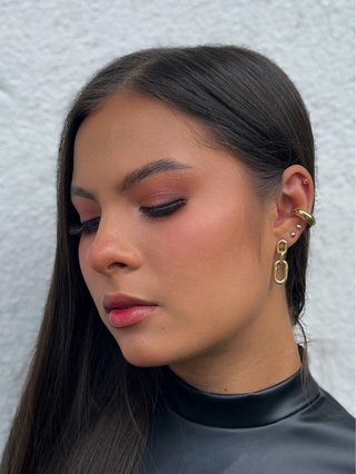MAQUILLADOR PROFESIONAL A DOMICILIO