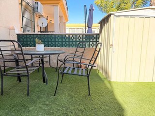 Casa adosada en venta en Villamartín