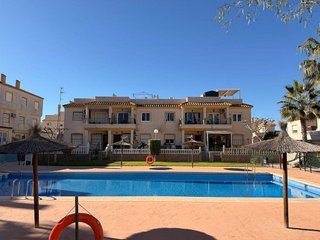 Casa adosada en venta en Villamartín