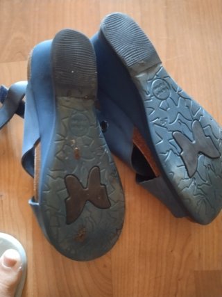 Sandalias azules talla 39