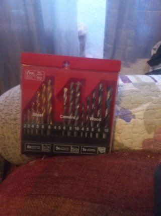 Juego de brocas para metal y madera