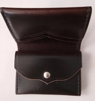 Cartera de cuero negra