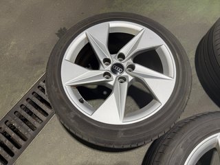Llantas Audi 17 pulgadas con neumáticos