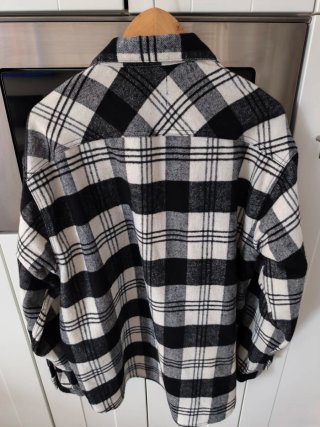 Sobrecamisa Jack & Jones cuadros blanco y negro