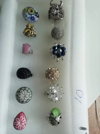 Anillos a 5€unidad.5 unidades 20€
