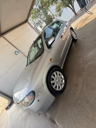 Nissan Almera 2004