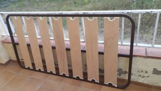 Somier de lamas metálico y madera