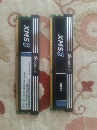 2x 8GB DDR3 Corsair XMS3 RAM