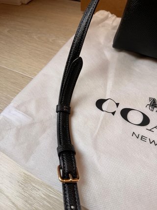 Bolso Tote Darcie Negro Coach