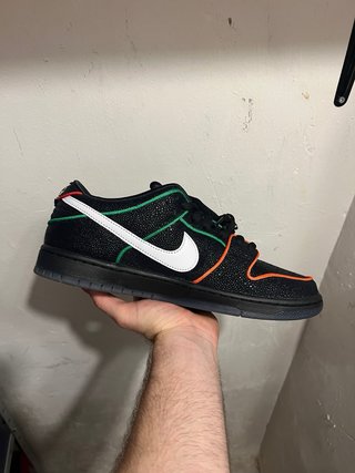 Nike Dunk Low SB Pro QS Bronx Skate Black Red