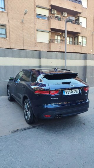 Jaguar F-Pace 2017