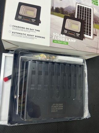 Lampada Solare JT-CLEAR 200W con Telecomando