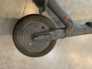 Xiaomi Mi Electric Scooter M365