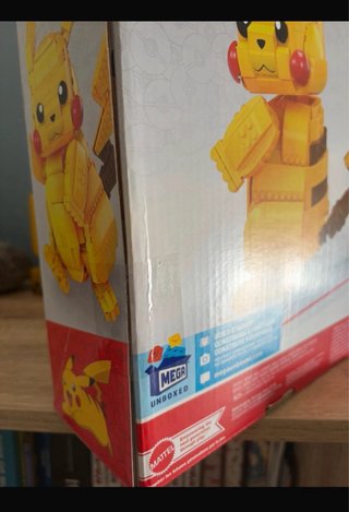 Mega Pokémon Jumbo Pikachu 825 pezzi