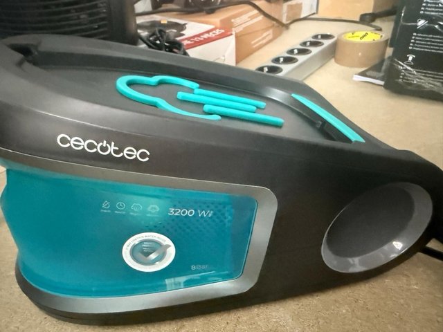Cecotec Centro Planchado IronHero 3200
