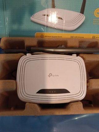 TP-Link TL-WR841N Router N 300 Mbps