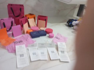 Bolsas, cajas y certificados Tous
