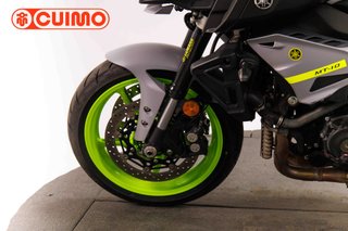YAMAHA MT 10