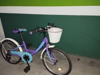 Bicicleta infantil 20 pulgadas  morada