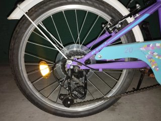 Bicicleta infantil 20 pulgadas  morada