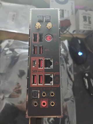 MSI X570 ACE, CPU 5900X, 32GB RAM Trident Z