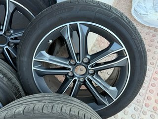Llantas BMW 17” Originales + Bridgestone 2023
