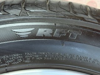 Llantas BMW 17” Originales + Bridgestone 2023
