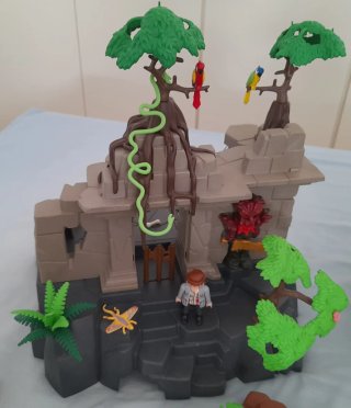 Playmobil