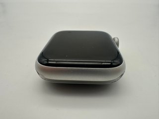 Apple Watch Series 5 Nike 40mm GPS Aluminum Case