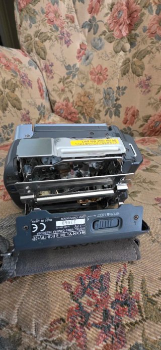 Sony Handycam DCR-TRV12E