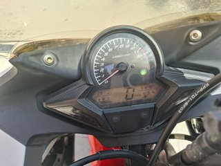 Honda CBR 125R 2016 Roja y Blanca