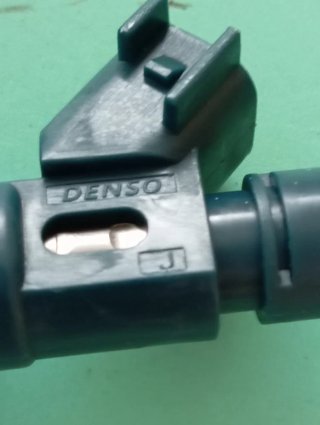 Inyectores Combustible Ford Mazda AJ5113250